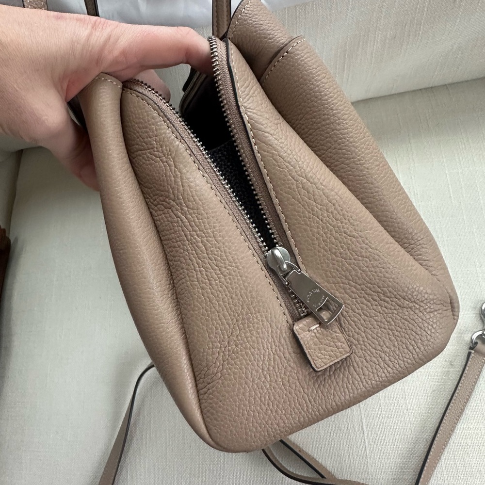 BRAND NEW Coach Pebbled Leather Satchel Tote Taupe Multi Compartment w/ Strap - Picture 14 of 14